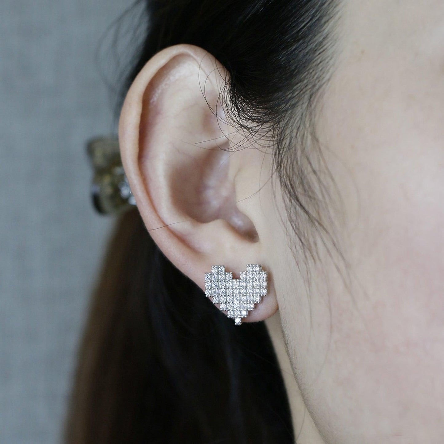 925 Sterling Silver Inlaid Zircon Heart Stud Earrings Carauana Store