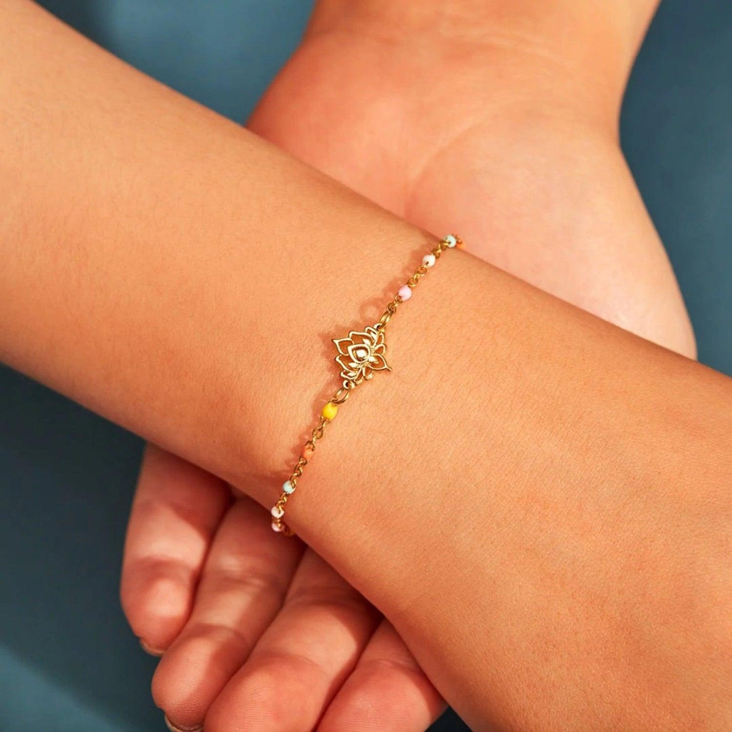 Lotus Shape 18K Gold-Plated Bead Bracelet Carauana Store