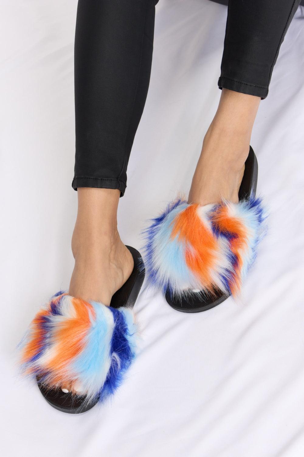 Forever Link Plush Open-Toe Sandals Carauana Store