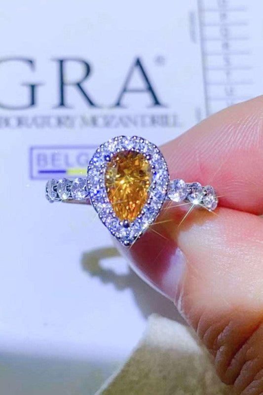 1 Carat Moissanite Contrast Teardrop Ring Carauana Store