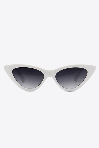 Chain Detail Cat-Eye Sunglasses Carauana Store