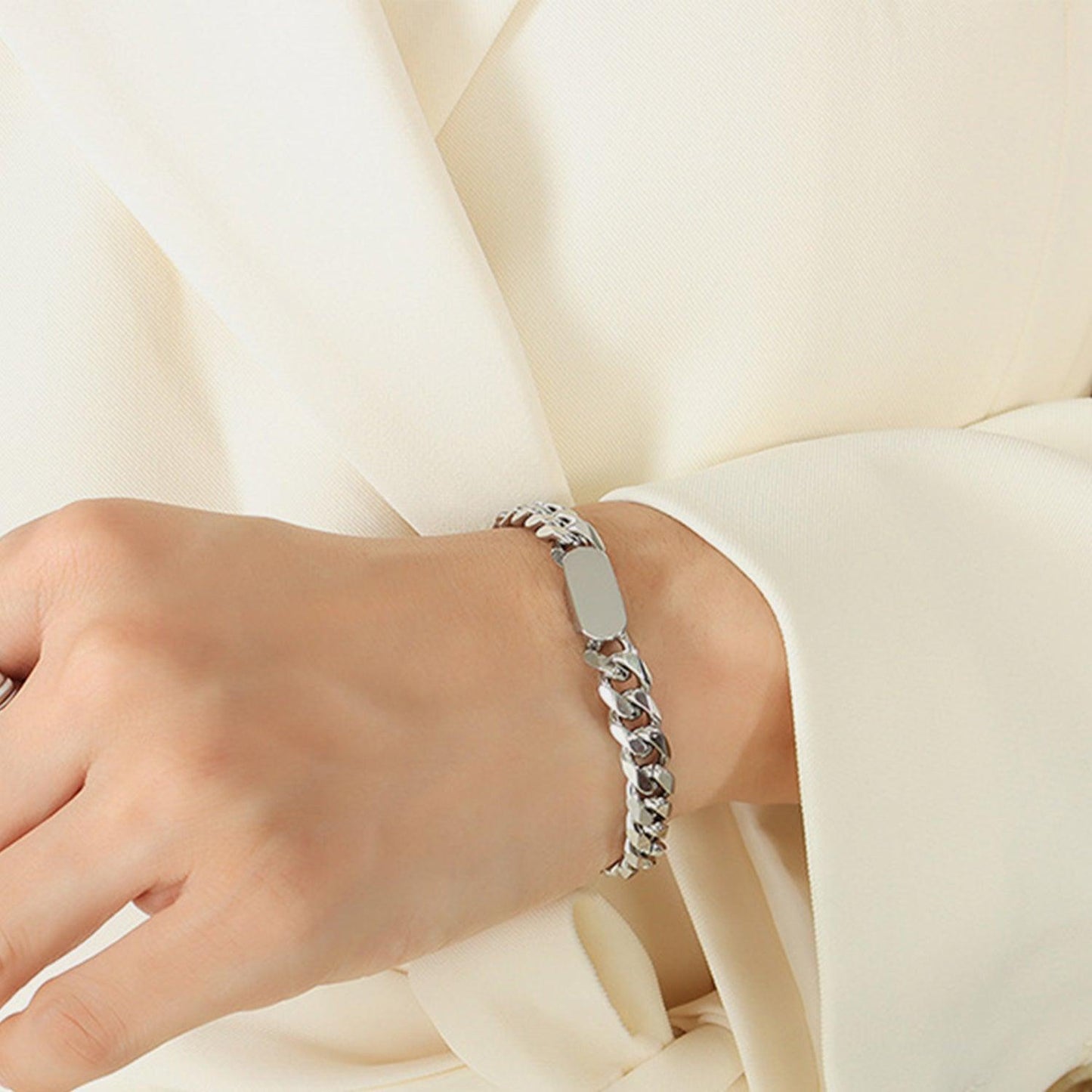 18K Gold-Plated Titanium Steel Bracelet Carauana Store