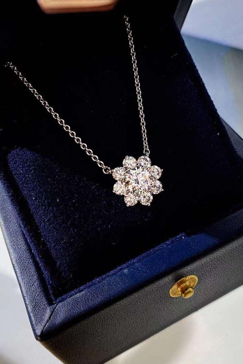 1 Carat Moissanite Floral Pendant Necklace Carauana Store