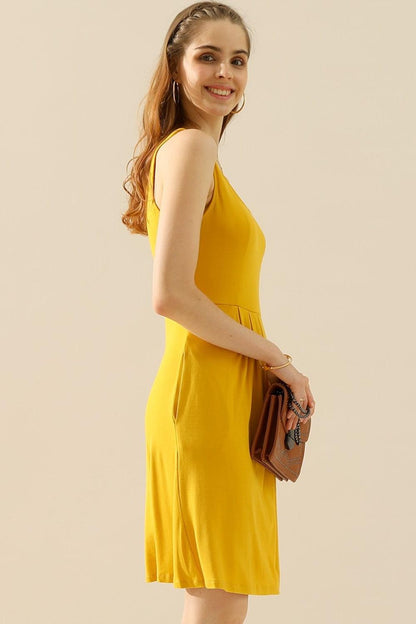 Doublju Full Size Round Neck Ruched Sleeveless Dress with Pockets Carauana Store