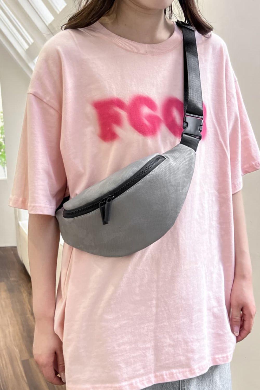 Medium Nylon Sling Bag Carauana Store